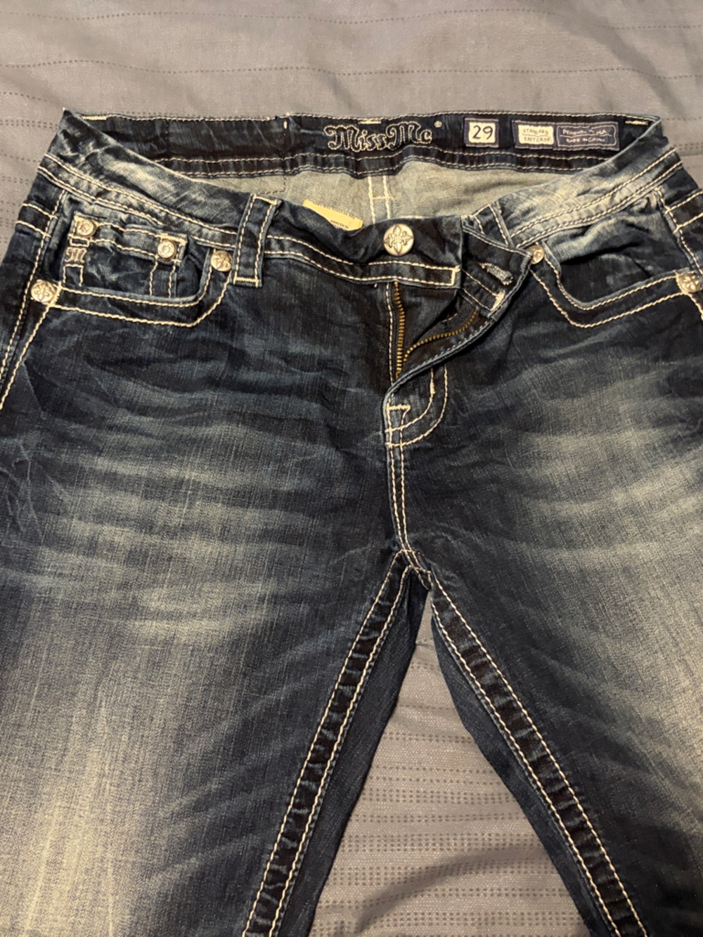 Women’s Dark Blue Washed Jeans - Classic Fit